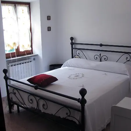 Agriturismo Il Giglio E La Rosa *